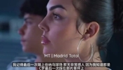 C罗儿子在博物馆数爸爸的金靴，乔治娜：踢到50岁真的不是梦！