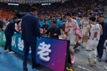 广东优势很大，广东A了上去，广东打出GG